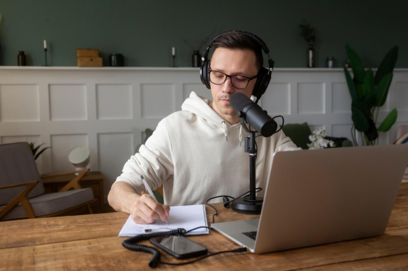 Investment education materials and financial planning resources
